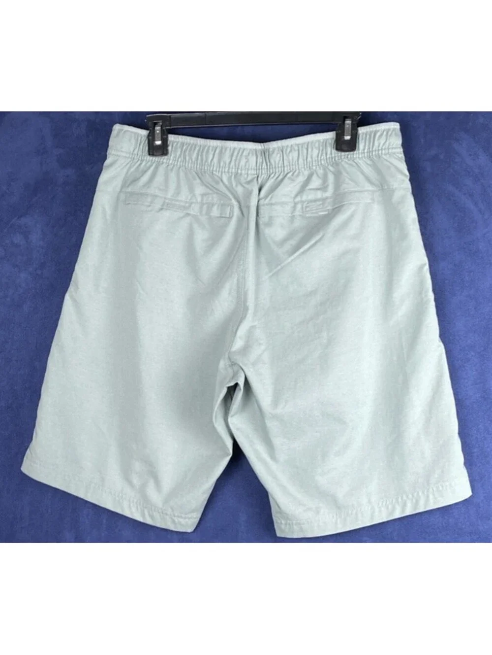 Voyager Mens Performance Shorts L Pull On Elastic Waist Zip Pockets mint green